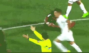 c罗和伊布的经典之战世界杯,2014年c罗击败伊布