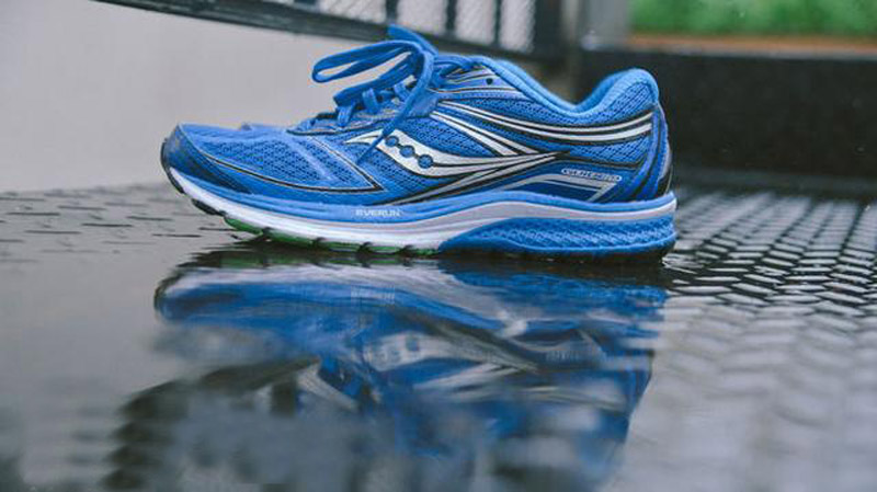 低足弓适合穿什么跑鞋2020,足弓低跑鞋