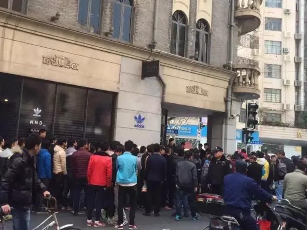 比阿迪达斯跑步鞋还好的鞋,比阿迪达斯更好的品牌