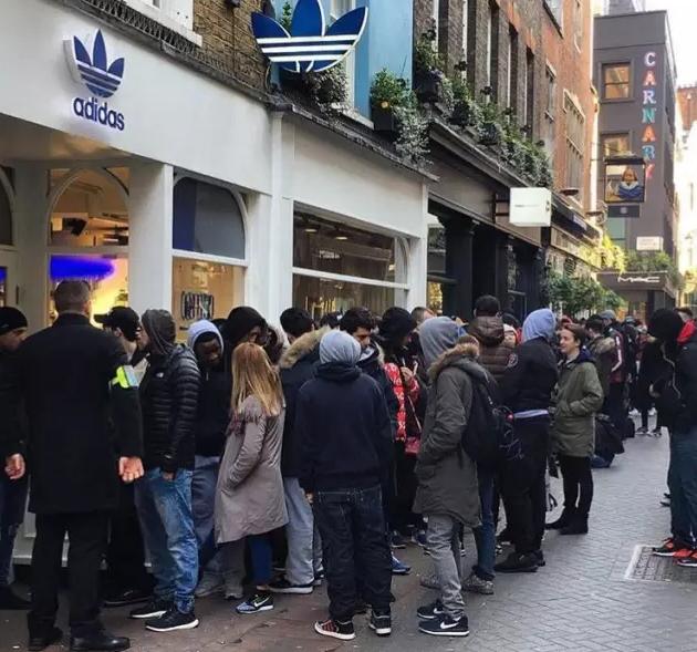 比阿迪达斯跑步鞋还好的鞋,比阿迪达斯更好的品牌