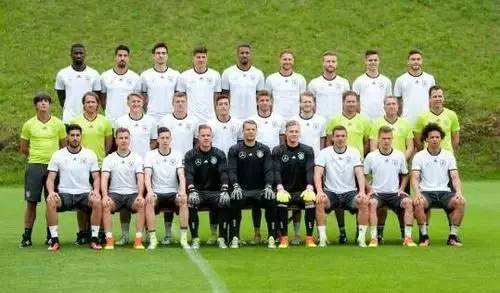 2016欧洲杯葡萄牙夺冠c罗和弗格森,2016年欧洲杯葡萄牙夺冠全过程