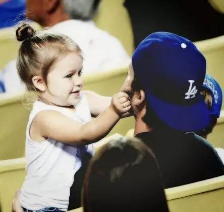 19岁贝克汉姆对比24岁贝克汉姆,贝克汉姆小七一岁前的样子