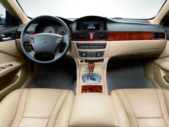 华泰路盛e70评测,华泰路盛e70用的是什么变速箱