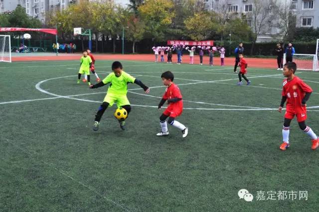 嘉定搏击长空足球俱乐部青训,寒假足球训练营上海
