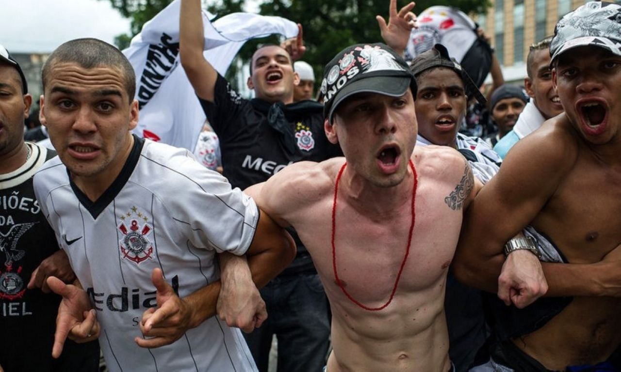 足球流氓解说,足球流氓纪录片