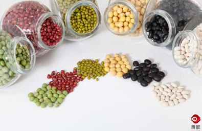 夏天吃香菜好不好,夏天吃柠檬有什么功效