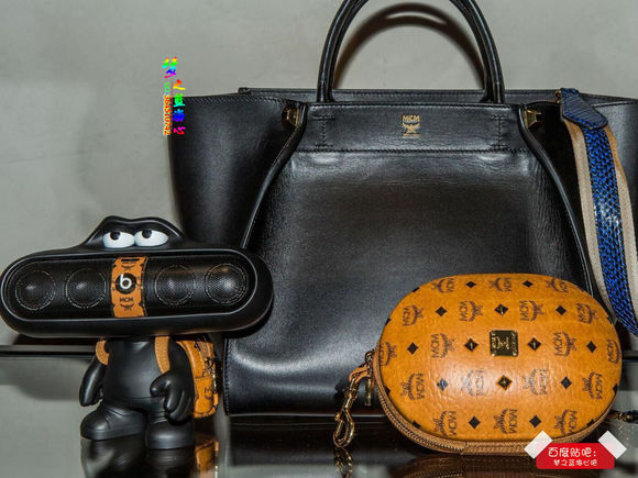 beats耳机皇室限量版,beats联名mcm耳机