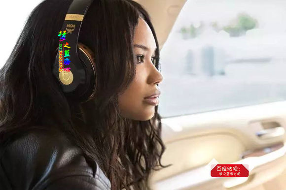 beats耳机皇室限量版,beats联名mcm耳机