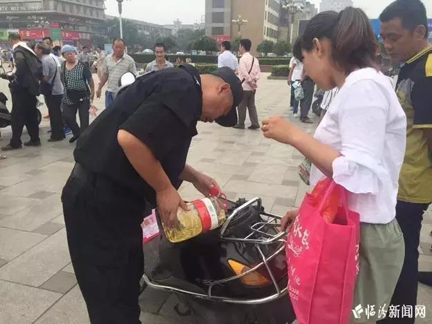 在平阳广场没领到你丢了的摩托或电动车了么？