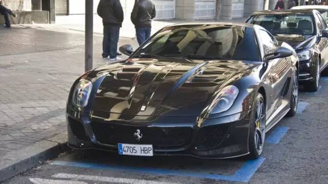 c罗有哪些豪华跑车,c罗中最好的跑车