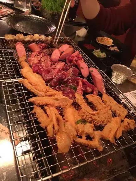 重磅！魔都50家营业到0点后的深夜食堂，这本宵夜大全请收好！