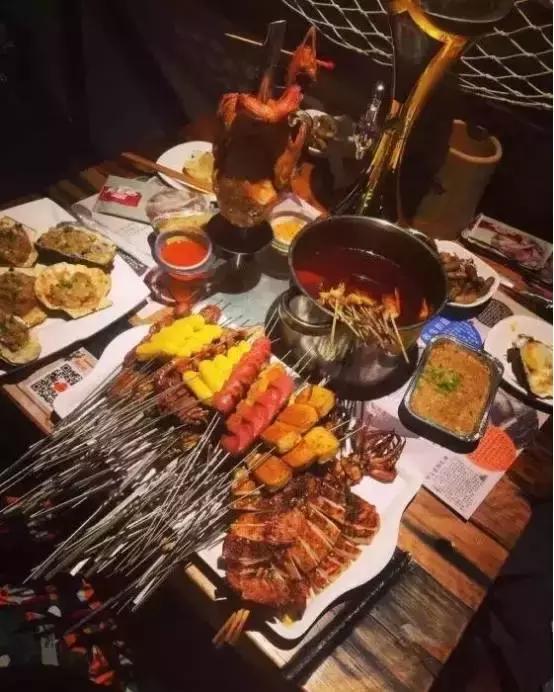 重磅！魔都50家营业到0点后的深夜食堂，这本宵夜大全请收好！