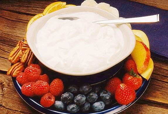 酸奶会影响维生素吸收吗,酸奶和药一起吃影响药效吗