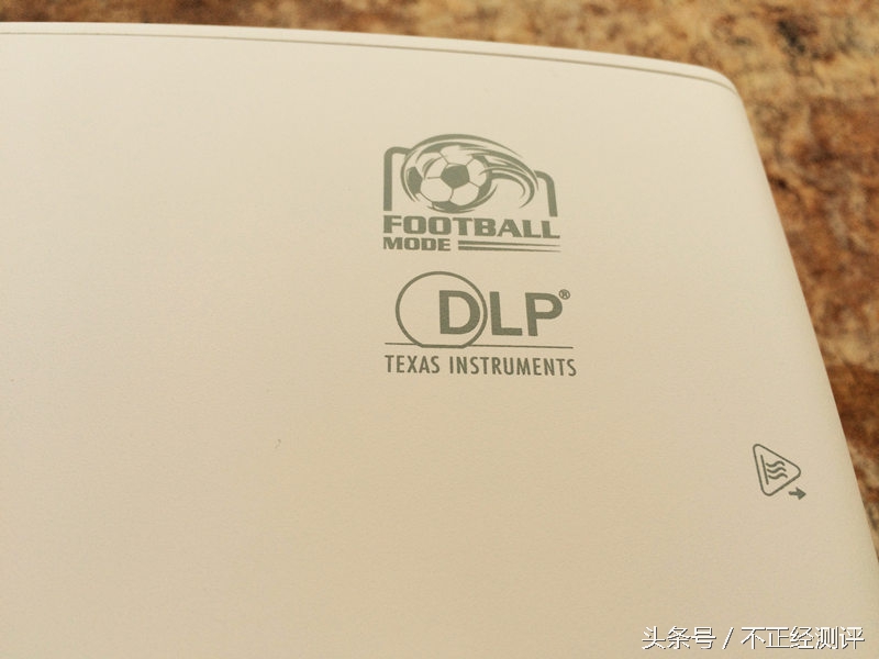 明基th683投影机多少流明,明基th683足球机