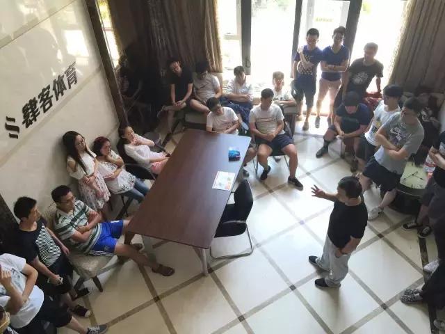 上线4月曝光近5亿，为球迷服务的APP靠什么获得5000万投