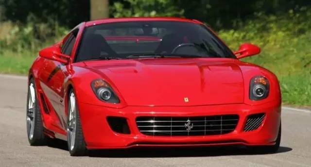 c罗有哪些豪华跑车,c罗中最好的跑车