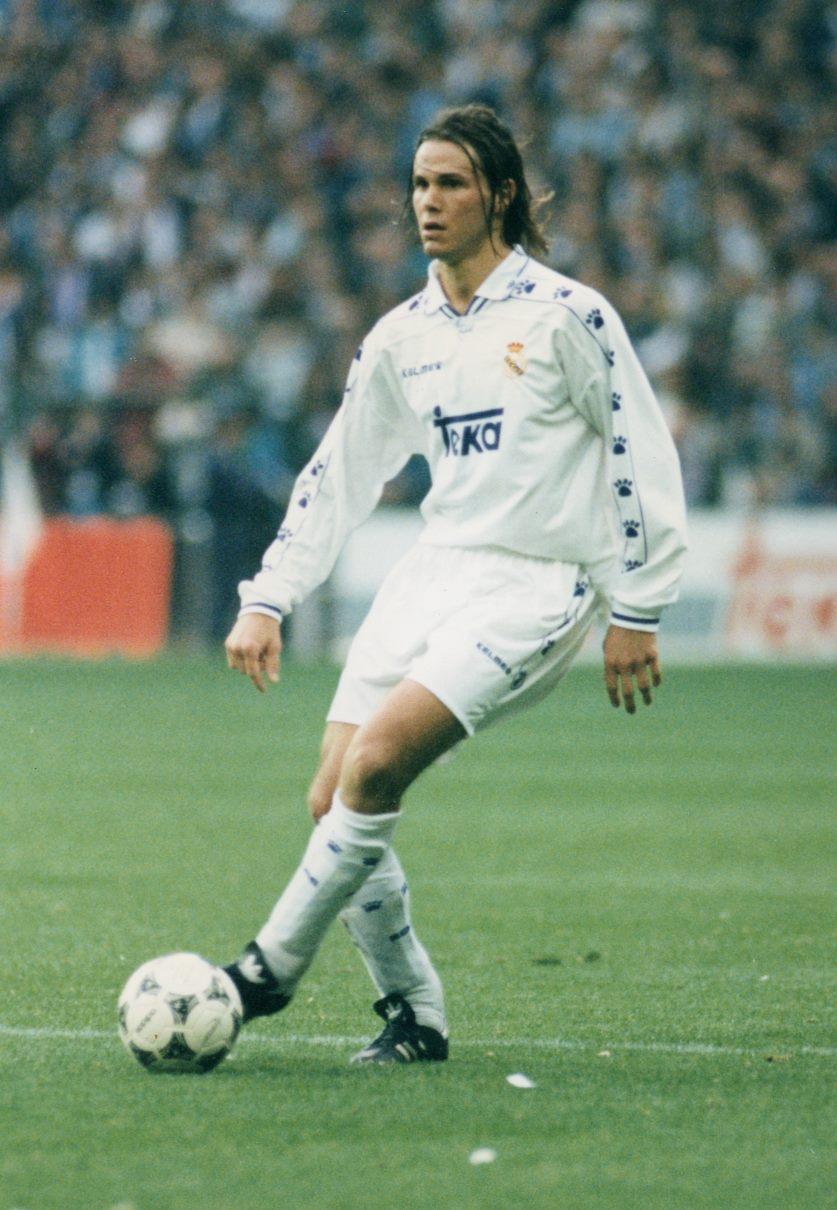 21世纪足球前十人,盘点足球场上那些高颜值美女球迷