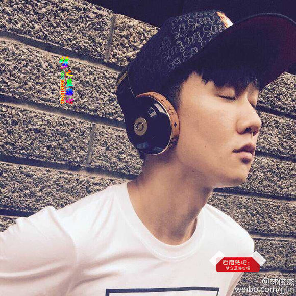 beats耳机皇室限量版,beats联名mcm耳机