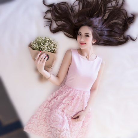 夏季女神最爱的一款棉麻连衣裙很有女人味哦!