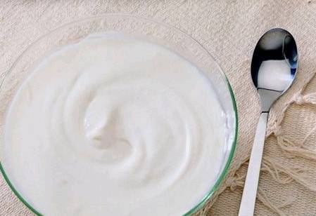 酸奶会影响维生素吸收吗,酸奶和药一起吃影响药效吗