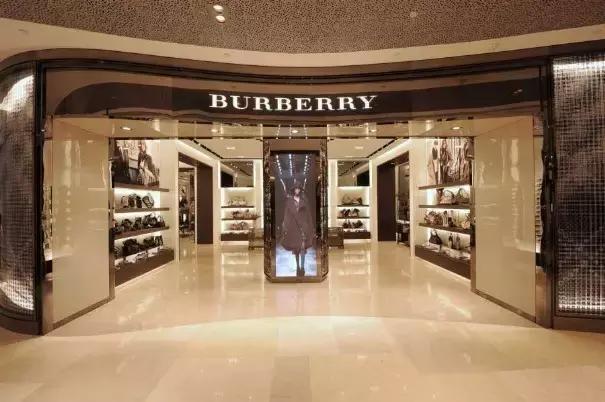 burberry春夏款,burberry不再奢侈