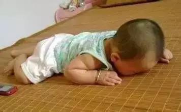 宝宝睡凉席的危害,小孩可以睡除螨虫凉席吗