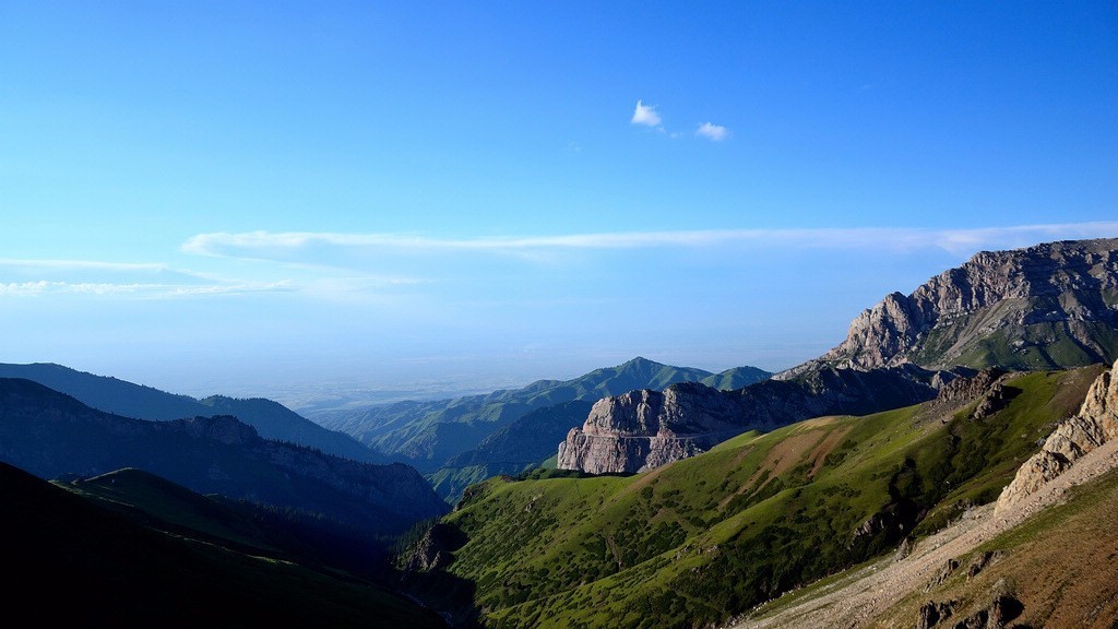 险过独库，美过101，伊犁还私藏着这样一条经典之路！