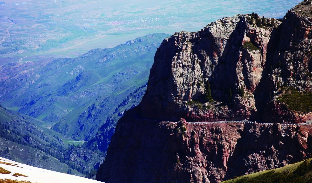 险过独库，美过101，伊犁还私藏着这样一条经典之路！