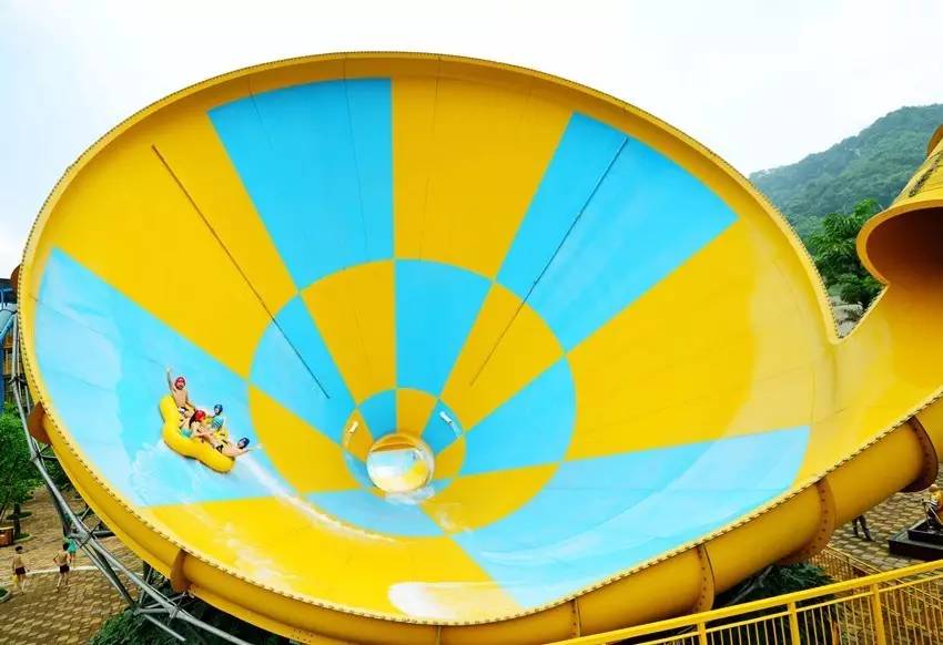 重庆暴雨一觉醒来看海,重庆暴雨看海