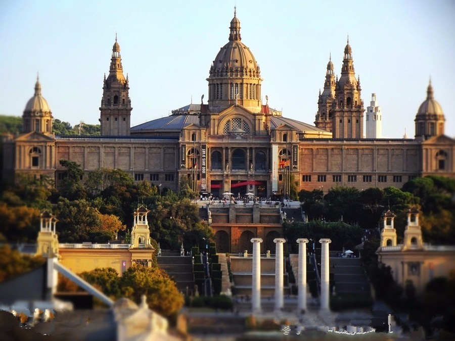 巴塞罗那展馆平面图,巴塞罗那展览馆视频