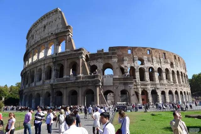 这些大牌告诉你:真正的意大利制造不光有钱任性，而且有情有义!