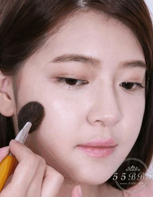 跟粉扑差不多的化妆刷,区别各种化妆刷