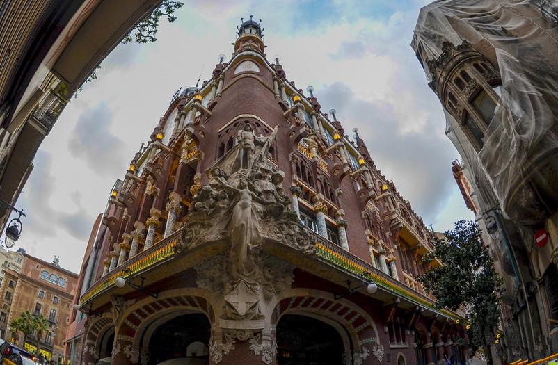 巴塞罗那展馆平面图,巴塞罗那展览馆视频