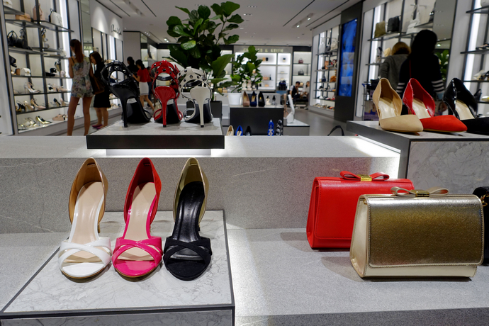 机场转机4小时时间能干啥,机场里无聊怎么办