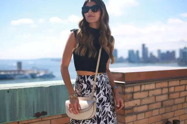 实惠又上档次的包包,30岁左右轻奢包包高端