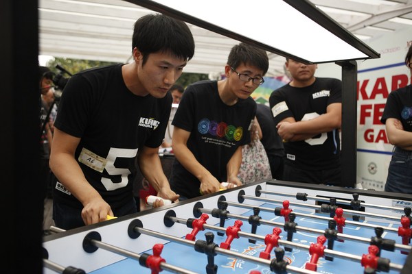 足球比赛首战告捷,2016年11月26日足球比赛