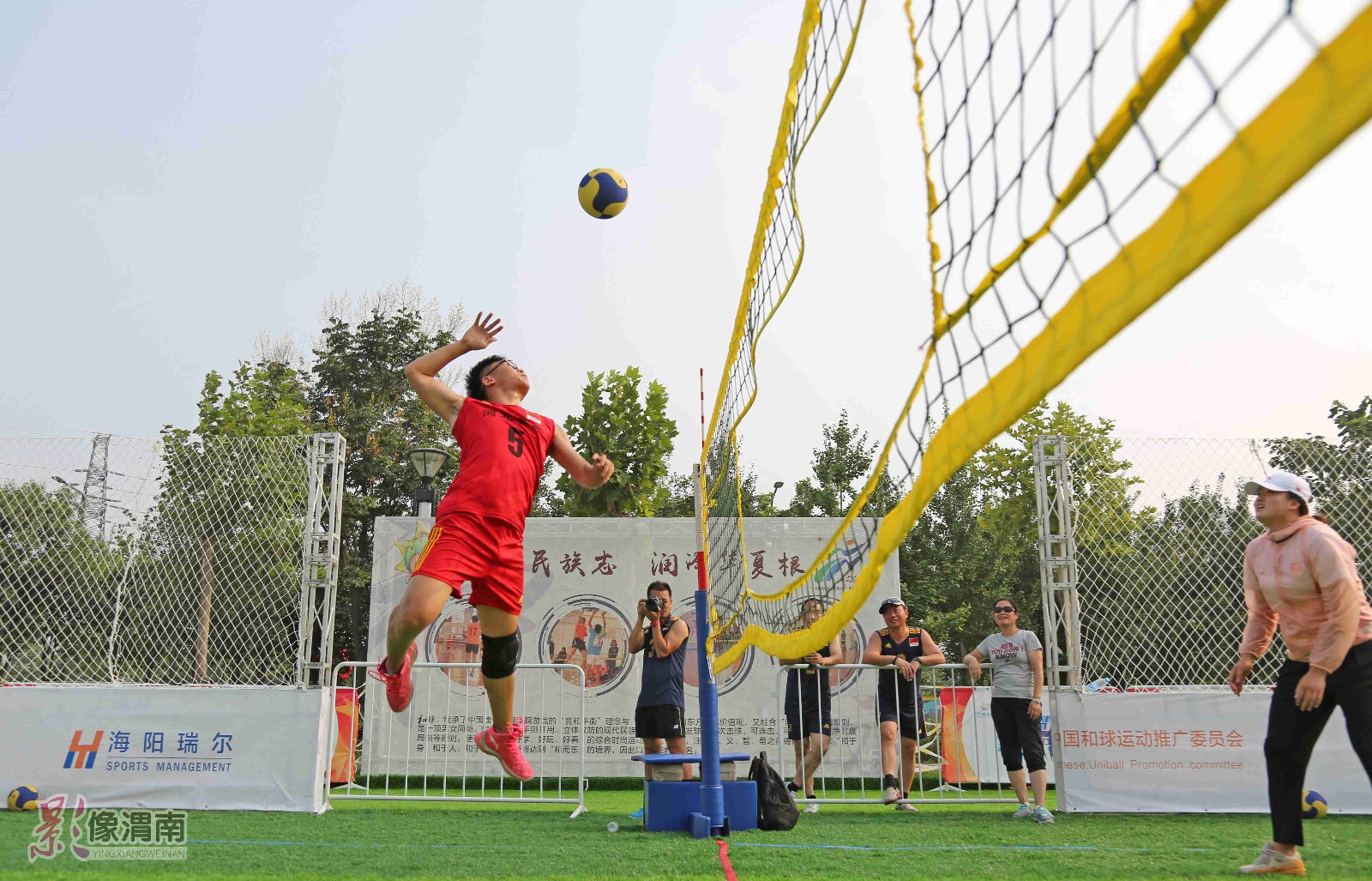 热爱体育的小伙伴们,热爱体育的朋友们视频