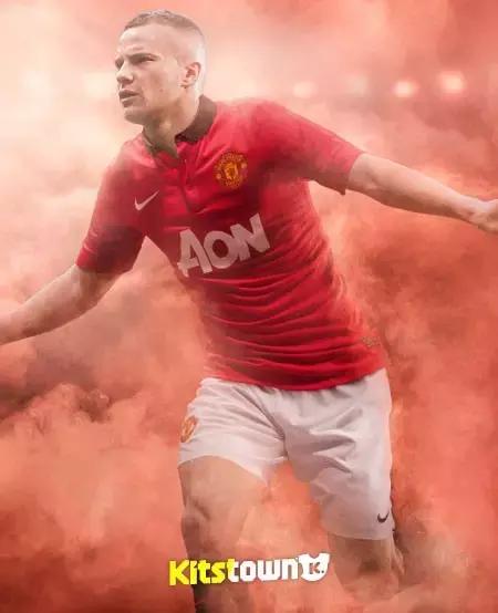 曼联中国春节球衣,伊布曼联新赛季号码