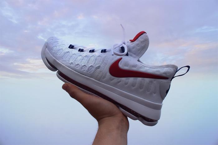 杜兰特球鞋kd9,杜兰特哪代战靴最好