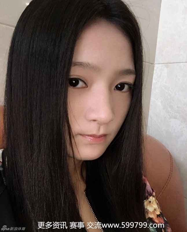 神似关晓彤的女高中生,关晓彤足球女孩