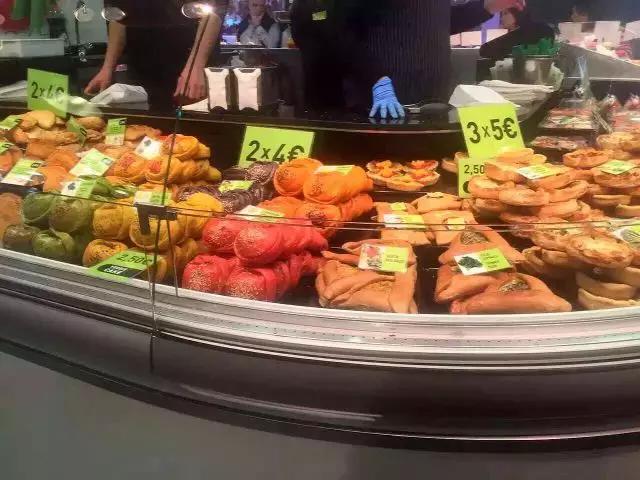 巴塞罗那自由行攻略,免费玩转西班牙马德里不思议