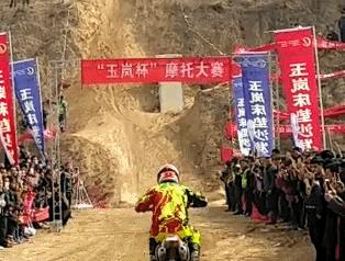 当武士刀遇到剑，一刀砍下去见真知，武士刀：就是让你想不到