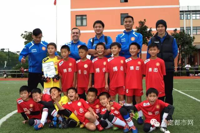 嘉定搏击长空足球俱乐部青训,寒假足球训练营上海