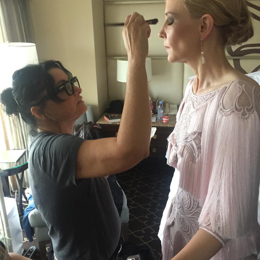 深扒金球奖彩妆（上）2016新鲜货PK经典好卖款