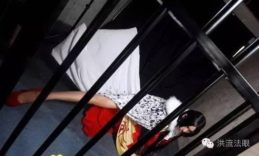 监狱里的犯人有自由吗,监狱犯人有政治权利嘛