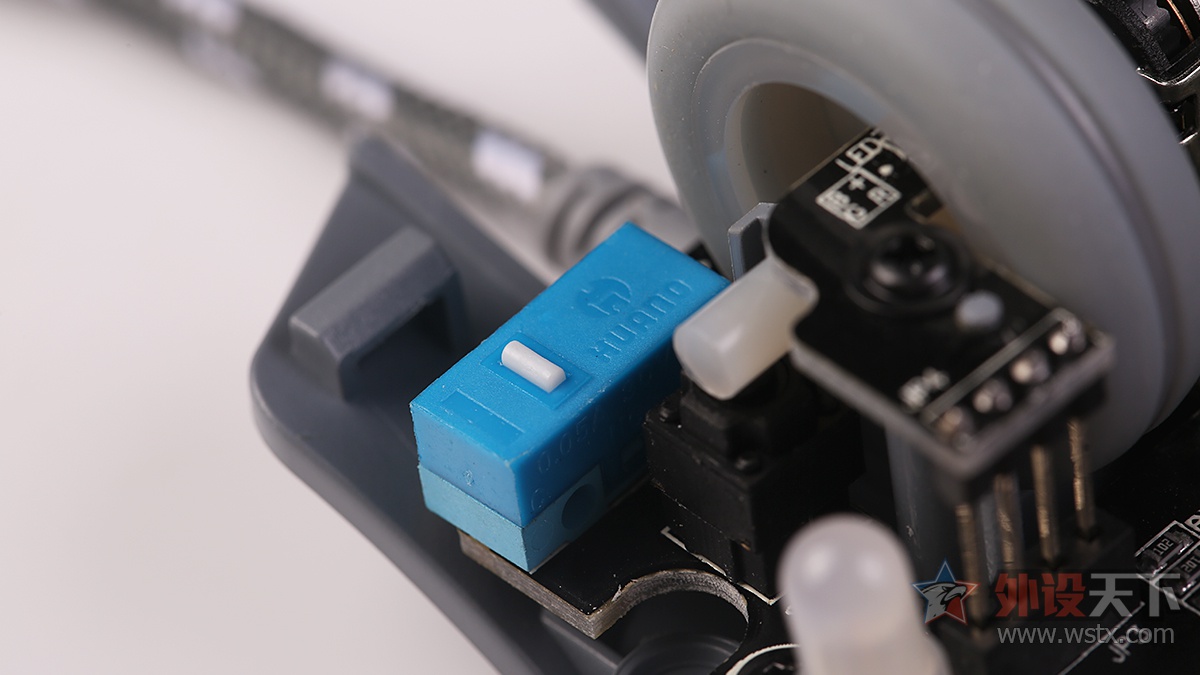 黑爵gtx鼠标怎么样,黑爵鼠标测评我的世界