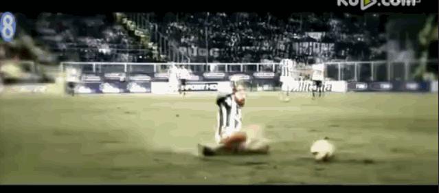 齐达内哈维,皮尔洛和齐达内谁更厉害