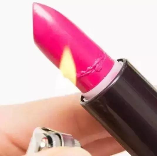 拯救唇膏大作战！3招轻松搞定唇膏折断、熔化尴尬问题！