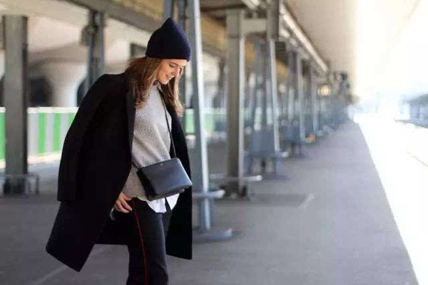 实惠又上档次的包包,30岁左右轻奢包包高端