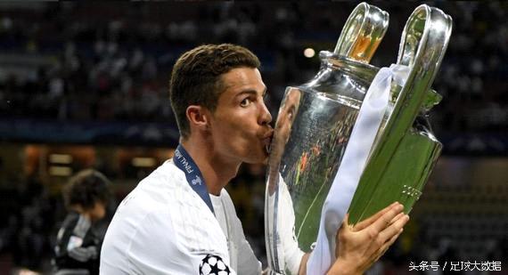 c罗欧洲杯眼泪,04年欧洲杯c罗的泪水